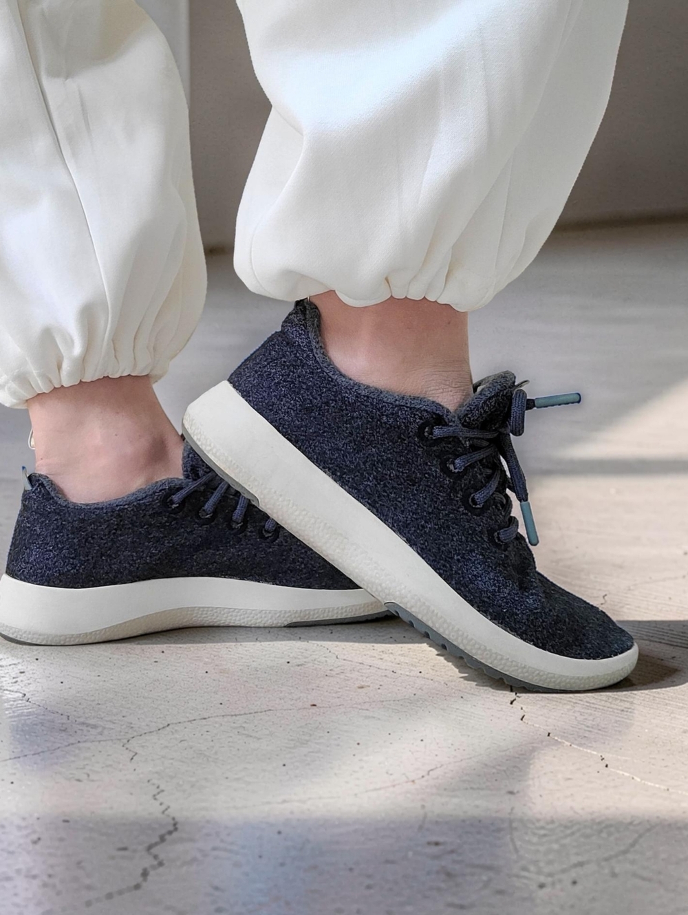 Allbirds Merino Wool Navy Contrast Sneakers Size W8 - Picture 3 of 6